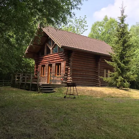 Chalet Near With Pool, Cleaning Included *